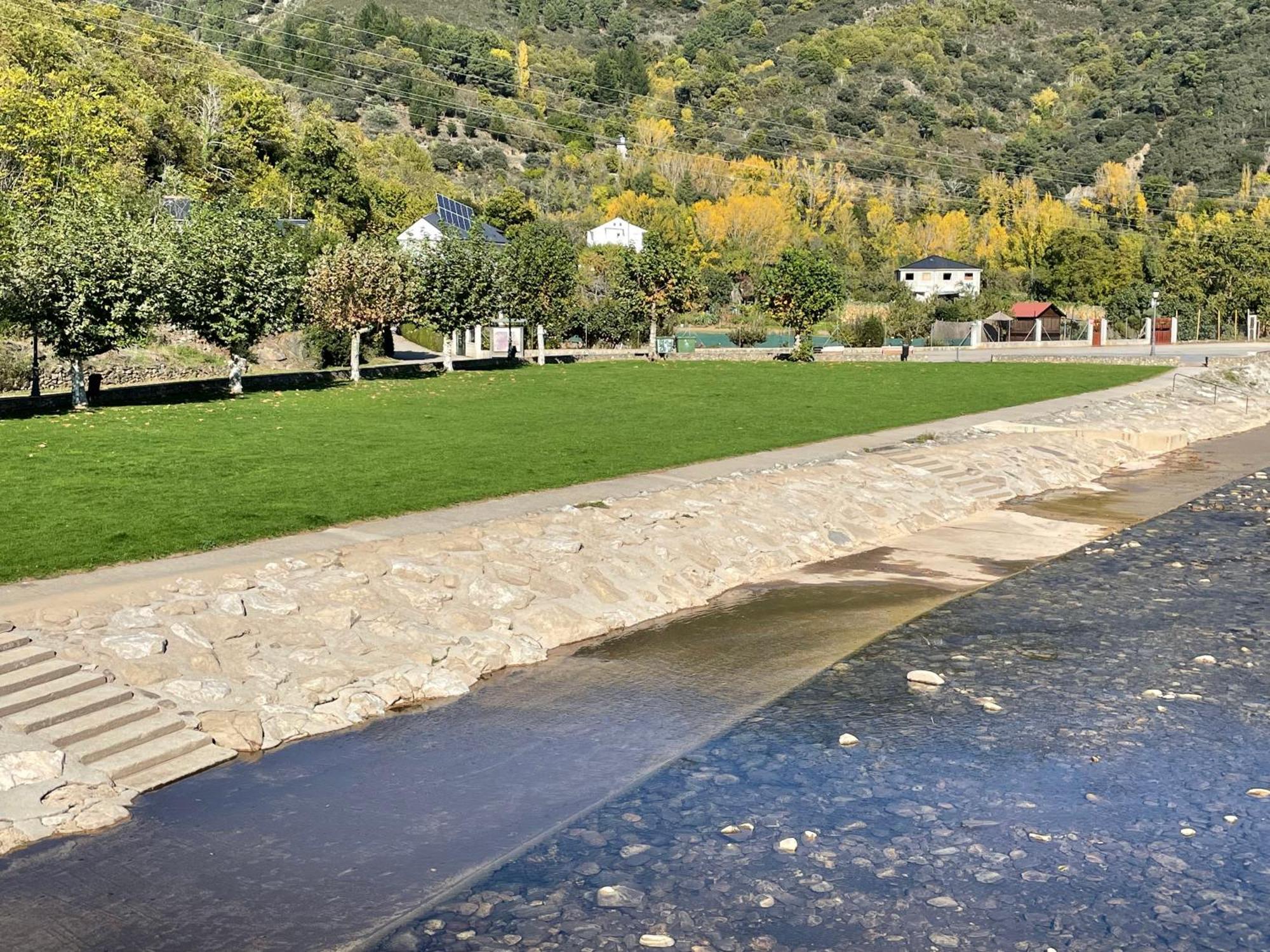 Boutique Finca Esencial Villafranca Del Bierzo Εξωτερικό φωτογραφία